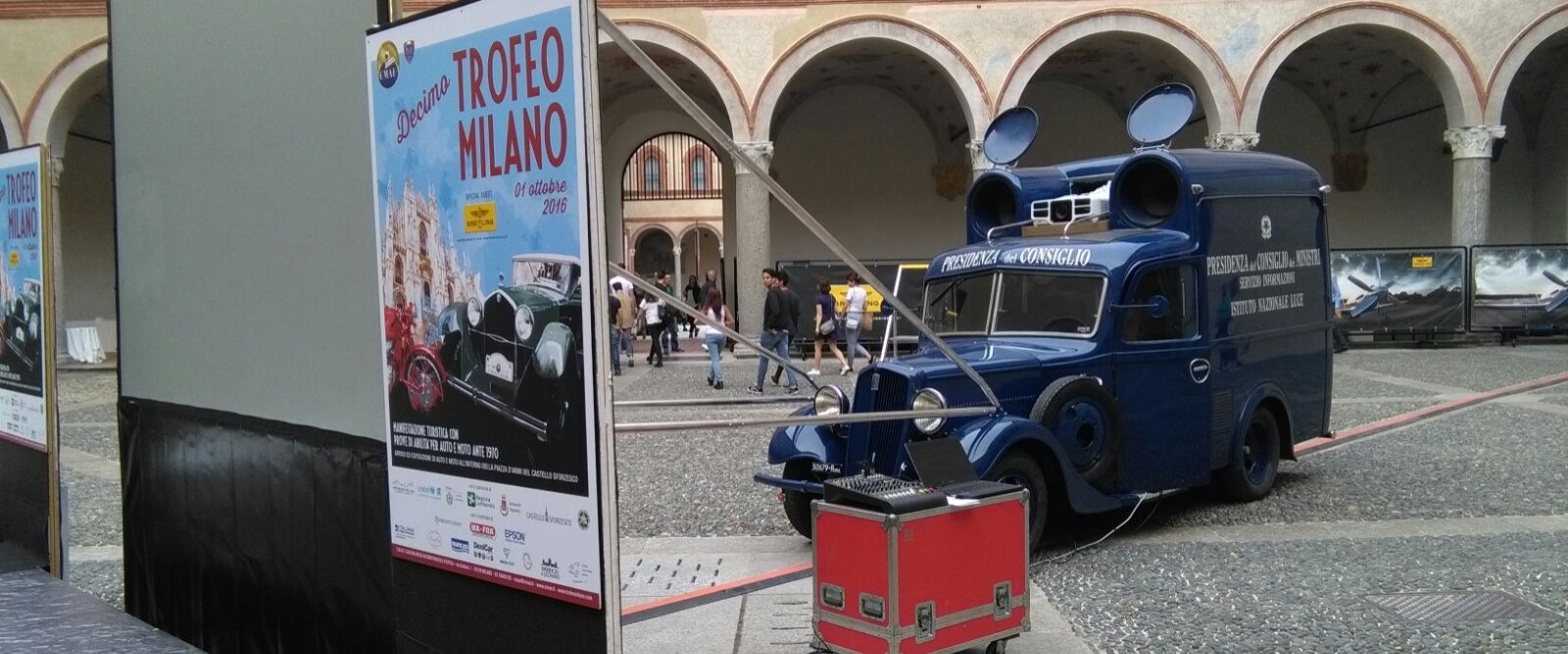 ARRIVA A TRENTO IL CINEMOBILE ARRIVA A TRENTO IL CINEMOBILE