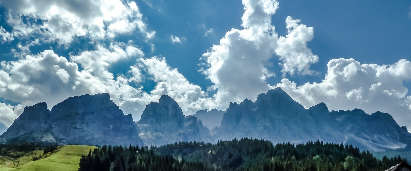 MONTAGNE DI VALORE. Una ricerca sul sale alchemico della montagna italiana MONTAGNE DI VALORE. Una ricerca sul sale alchemico della montagna italiana