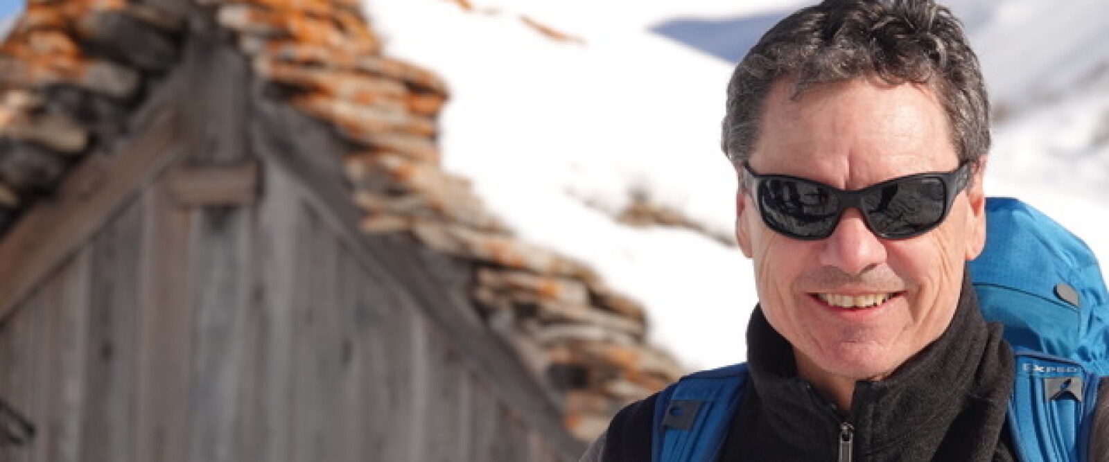 FEBBRE BIANCA IN CAUCASO. Lo scialpinismo scopre le montagne della Georgia FEBBRE BIANCA IN CAUCASO. Lo scialpinismo scopre le montagne della Georgia