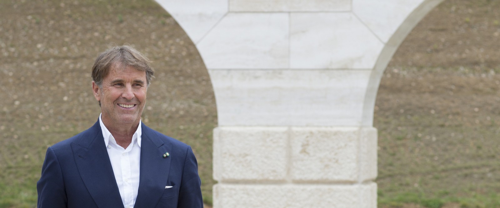 BRUNELLO CUCINELLI E L'UMANA SOSTENIBILITÀ