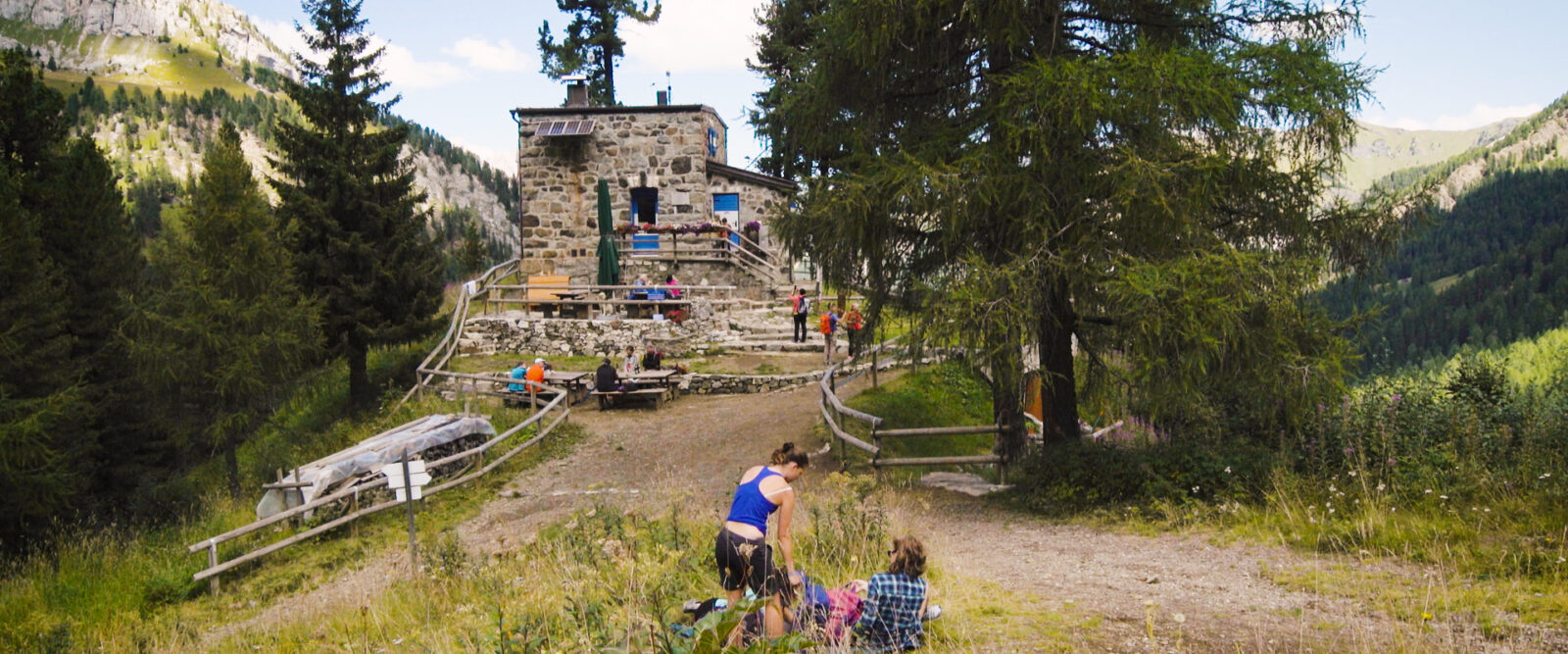 I FREQUENTATORI DEI RIFUGI DEL TRENTINO. PROFILO E ASPETTATIVE DI CHI DORME IN ALTA QUOTA